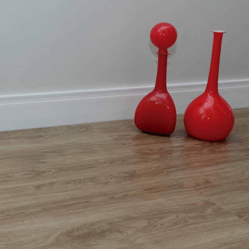 Piso Vinílico Graddus SPC Click Carvalho Clássico 5mm x 22,86cm x 122,00cm